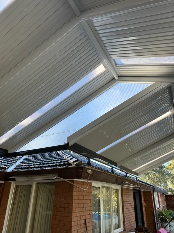 Stratco Outback Split Gable – 70th